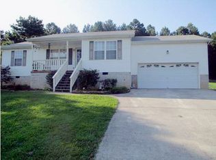 55 Songbird Dr, Rock Spring, GA 30739