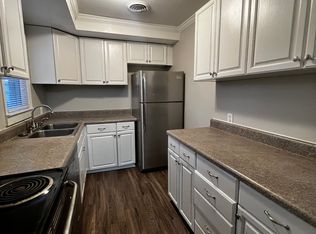 4950 Carnes Ave, Memphis, TN 38117