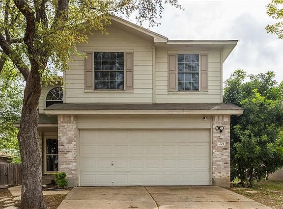 3rd image of 1704 McDowell Bnd