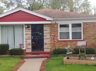 637 E 155th Pl, Phoenix, IL 60426