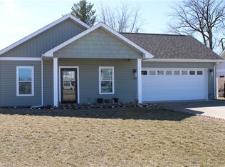 1502 W North 4th St, Shelbyville, IL 62565