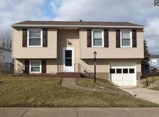 4855 Lynncrest St SW, Canton, OH 44706