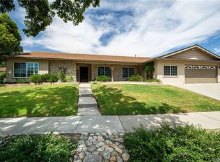 2556 Sweetbriar Dr, Claremont, CA 91711