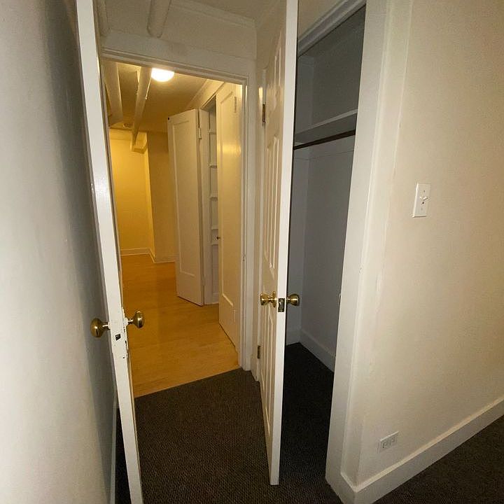 1st image of 7434 N Claremont Ave #G