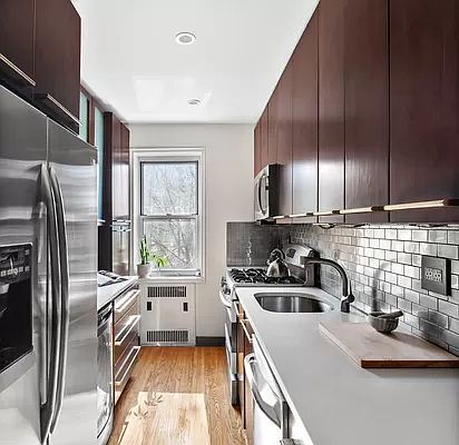 4th image of 60 Plaza St E APT 3K