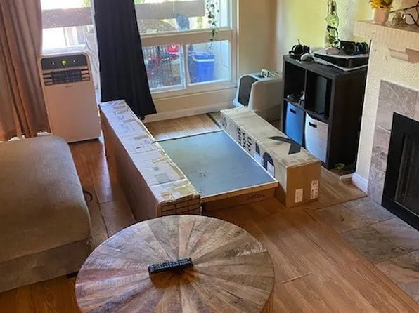21372 Brookhurst St, Huntington Beach, CA 92646