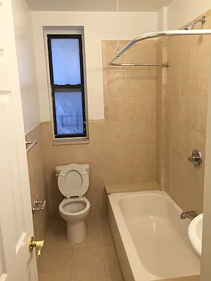 Rented by Robert L Rimberg, LREB | media 25