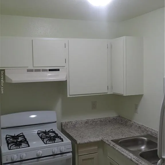 510 Avondale Ave #7 — Photo 7