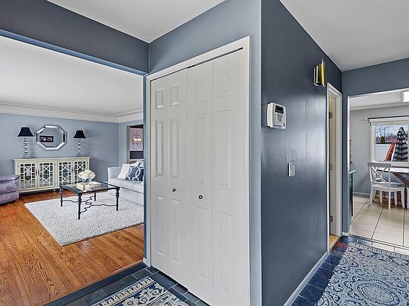 4th image of 18840 Millar Rd