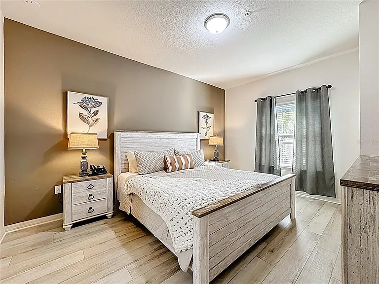 8986 Shine Dr — Photo 21
