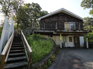 8 Pond St, Saugus, MA 01906