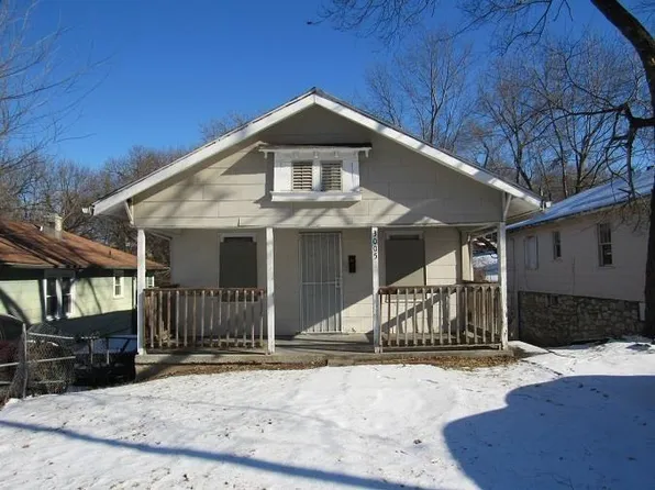 3005 Jackson Ave, Kansas City, MO 64128