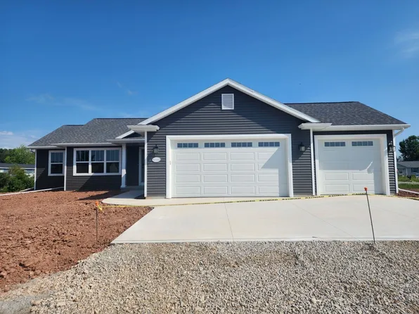W2080 Tim Dr, Brillion, WI 54110