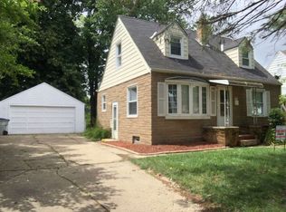 5245 N 61st St, Milwaukee, WI 53218