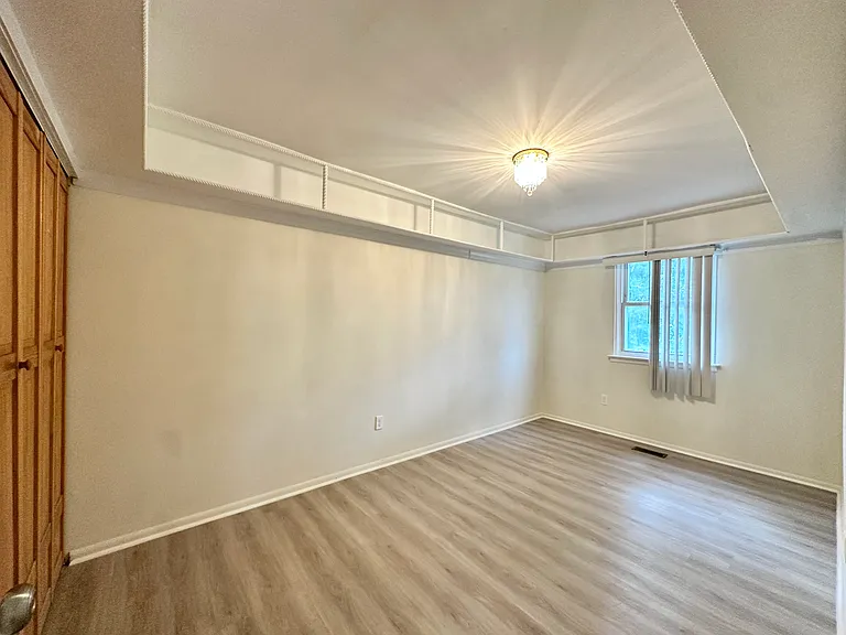 7831 Venus Pl — Photo 7