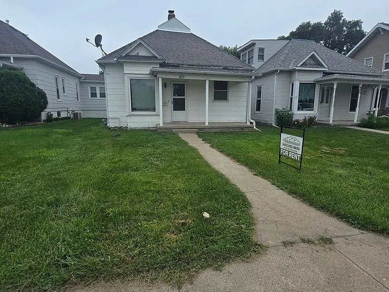 410 S 4th St — Photo 1