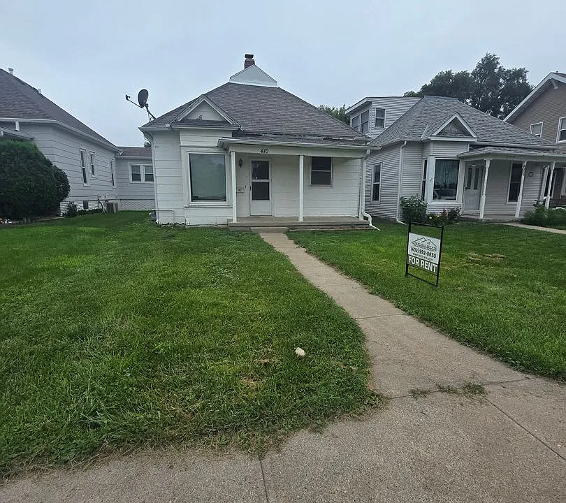 410 S 4th St
