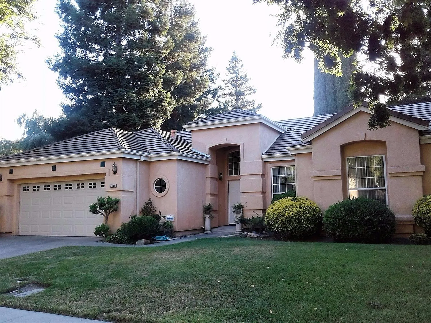 3330 Willowbrook Cir photo 1