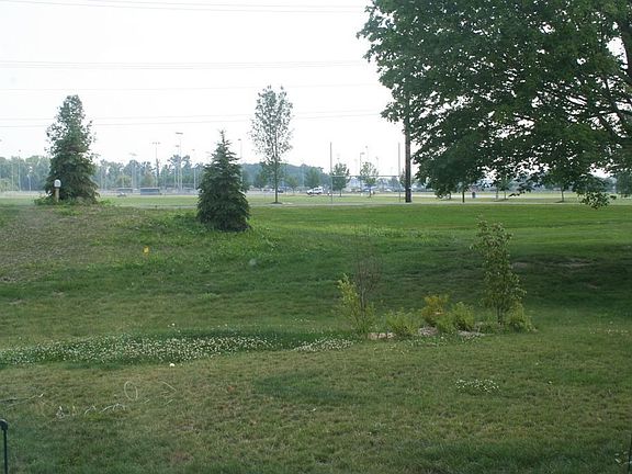 3rd image of 14145 Avalon East Dr