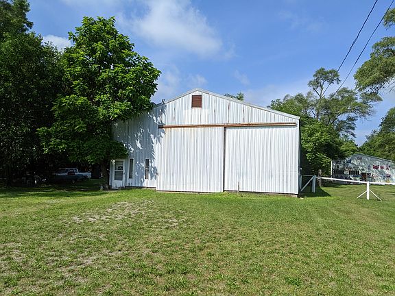 5th image of 260 Heywood St