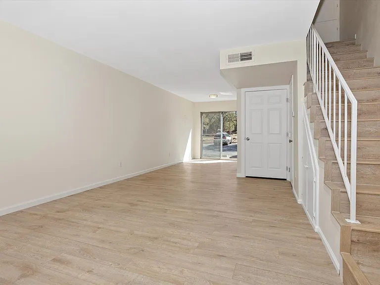 355 Country Club Circle — Photo 24
