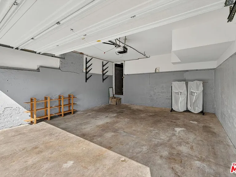 1515 Rendall Pl — Photo 38