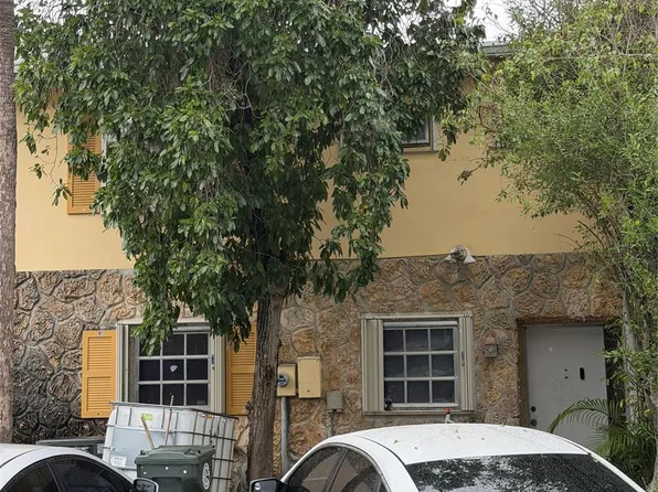 405 Sunshine Drive #0, Coconut Creek, FL 33066