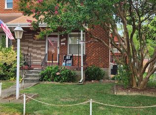 1001 Foxridge Ln, Essex, MD 21221