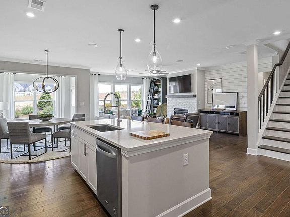 6th image of this home