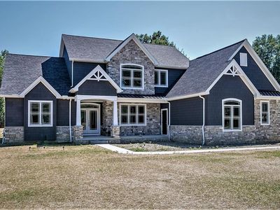 32581 Walker Rd, Avon Lake, OH, 44012