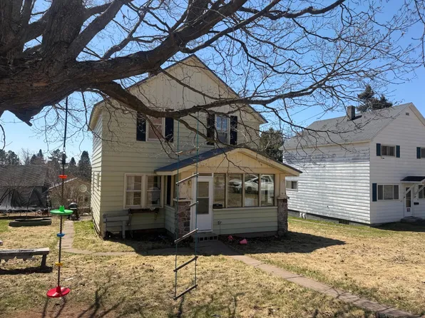 421 Kennedy St, Ironwood, MI 49938