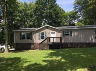 5586 Loops Rd, Rainelle, WV 25962