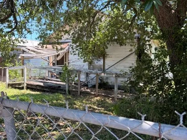 919 Heidrick Ave, Mercedes, TX 78570