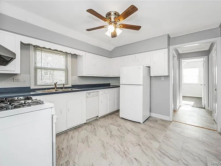 440 Columbus Ave #2 — Photo 3