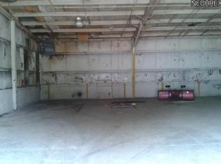 138 Abbe Rd S, Elyria, OH 44035