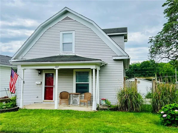 107 W 23rd St, Higginsville, MO 64037