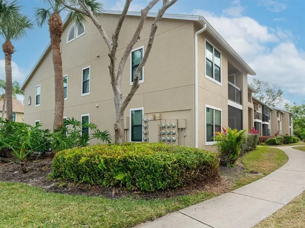 4001 Crockers Lake Blvd #11, Sarasota, FL 34238