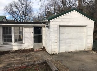 1026 N Mission Blvd, Fayetteville, AR 72701