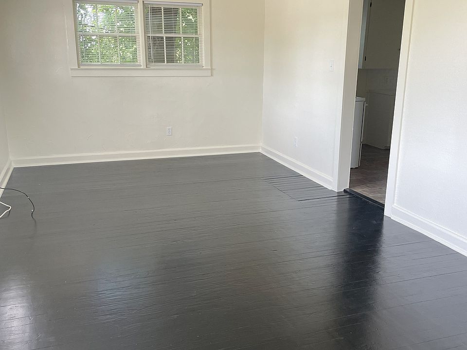 1st image of 1517 N 1st St