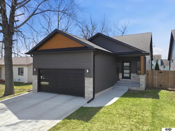 317 Groveland St, Lincoln, NE 68521