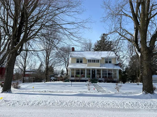 516 N Huron Ave, Spring Valley, MN 55975