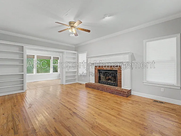 1525 W Deane St — Photo 6