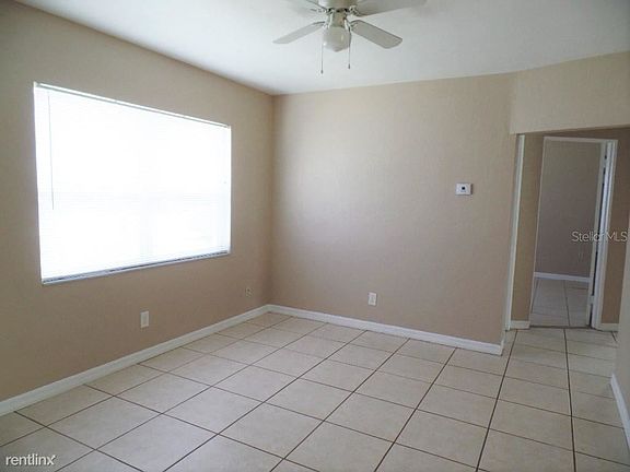 3rd image of 3939R 13th Ave N