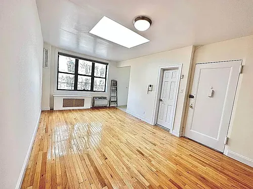 160 E 28th St #3Y Photo 1 160 E 28th St #3Y Photo 1