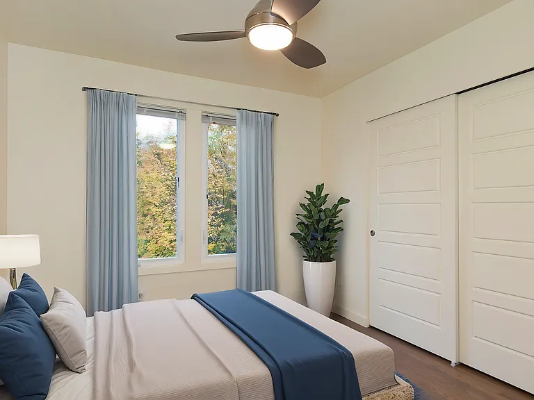 48th Street Apartments — Photo 11