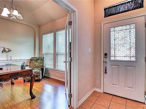 3rd image of 1804 Faccio St