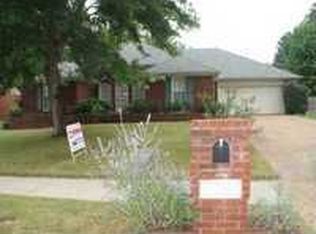 2241 Oak Hollow Ln, Cordova, TN 38016