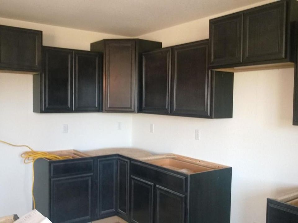 W175N9913 Wendy Ln, Germantown, WI 53022 | Zillow