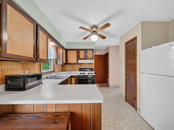 5th image of 4209 Longview Ave