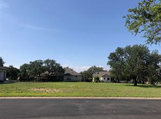 204 Enclave Dr, Kingsland, TX 78639